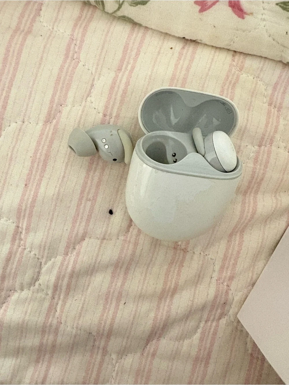 google Pixel Buds A-Series Wireless Earbuds — White